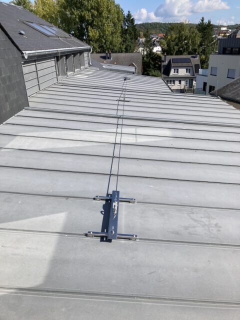 Sécurité antichute pour sécuriser les intervenants contre les chutes de hauteur